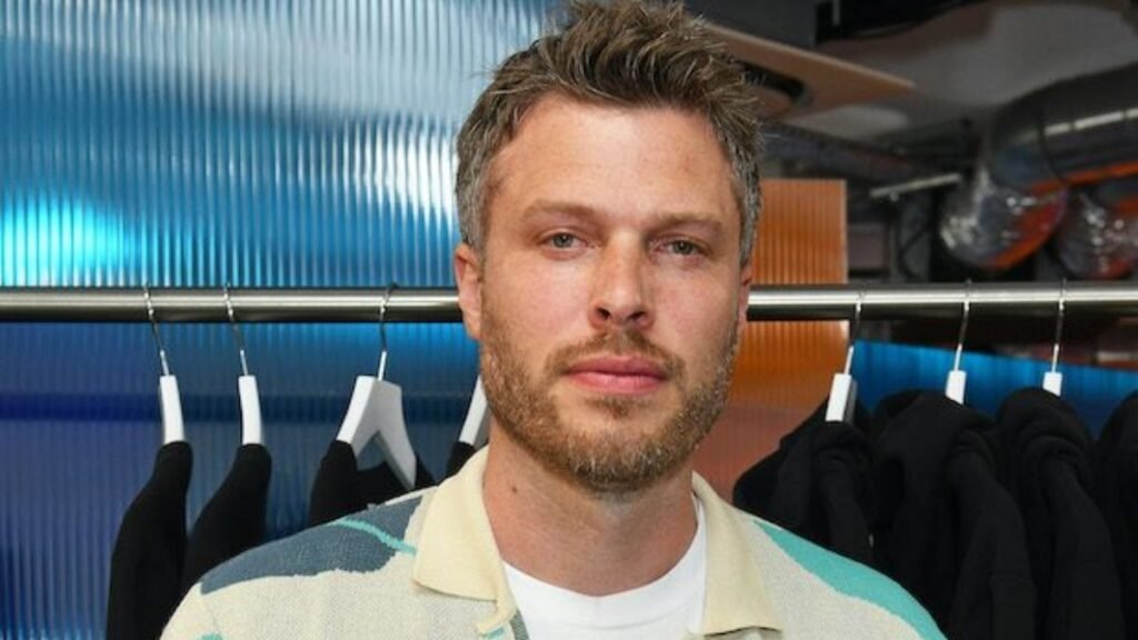 BREAKFAST BREAK Why is Rick Edwards not on Radio 5 Live, and when is he returning