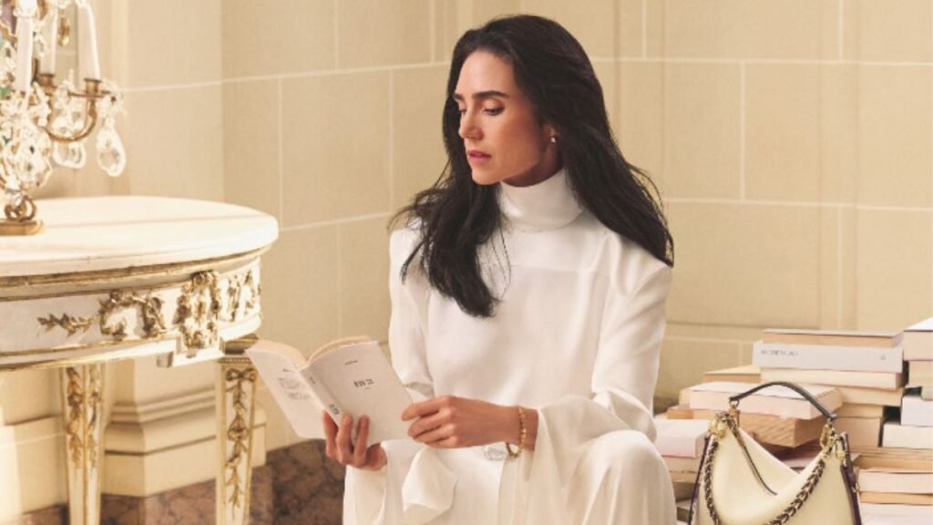 Jennifer Connelly shines in airy Louis Vuitton at Paris Fashion Week