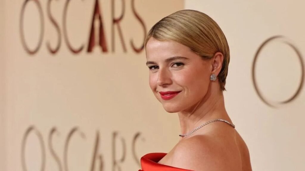Jessie Buckley becomes first Irish winner of best actress Oscar for Hamnet
