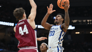 Kentucky’s Otega Oweh Drains Last-Second Shot, Wildcats Win in Overtime Thriller