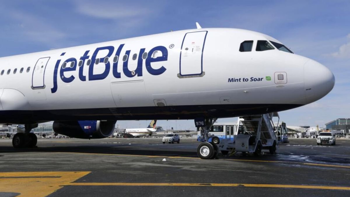 US FAA cancels brief groundstop for JetBlue planes