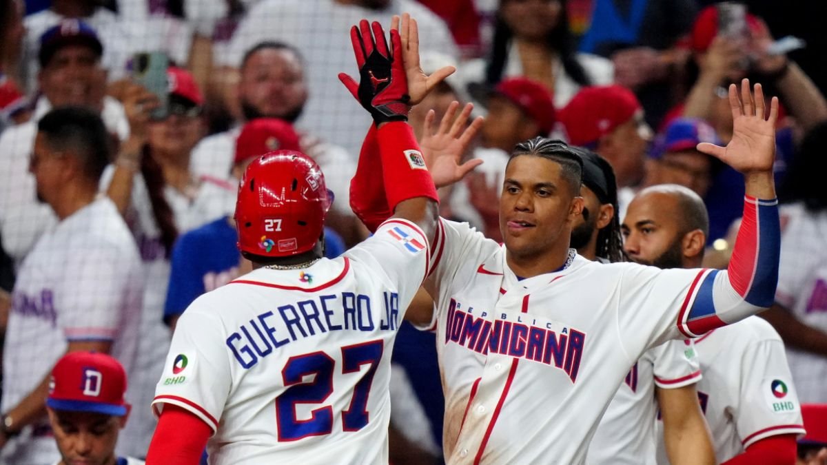 Team USA Edges Dominican Republic on Controversial Final Pitch to Reach WBC Final