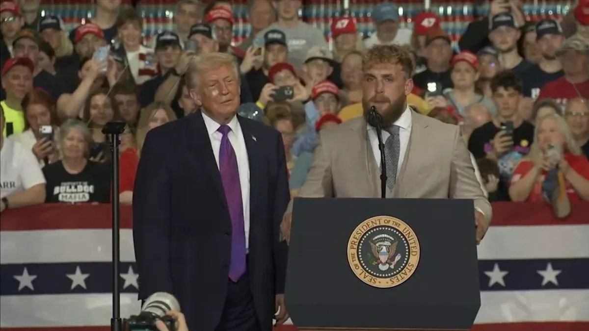 YouTuber Jake Paul Appears With Donald Trump at Kentucky Midterm Rally