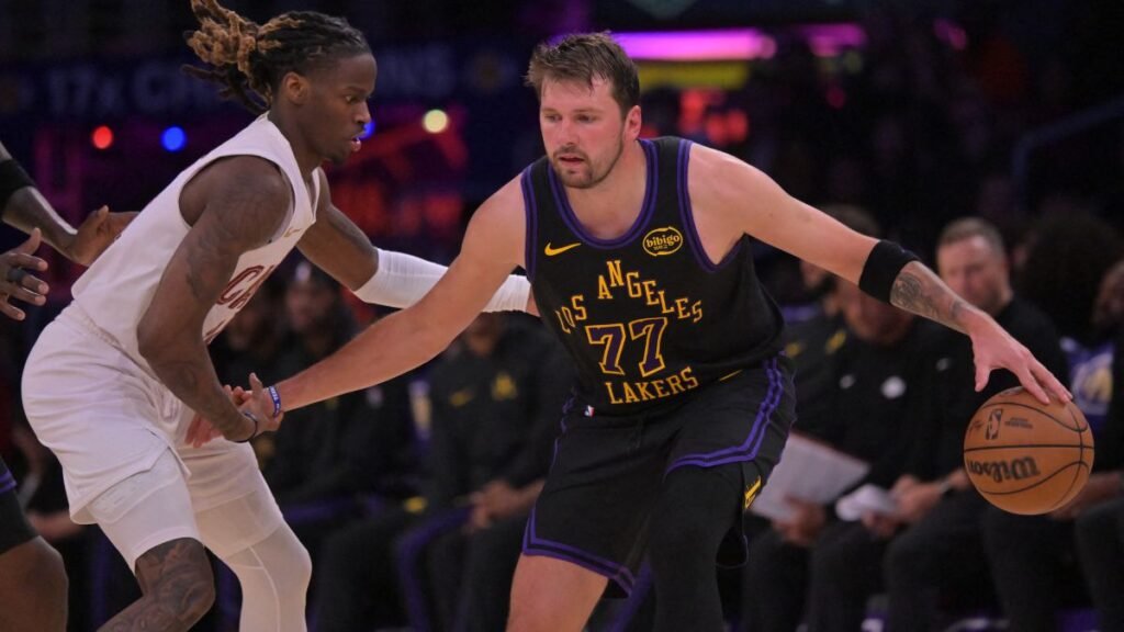 Luka Doncic Drops 42 Points as Lakers Defeat Cavaliers 127-113